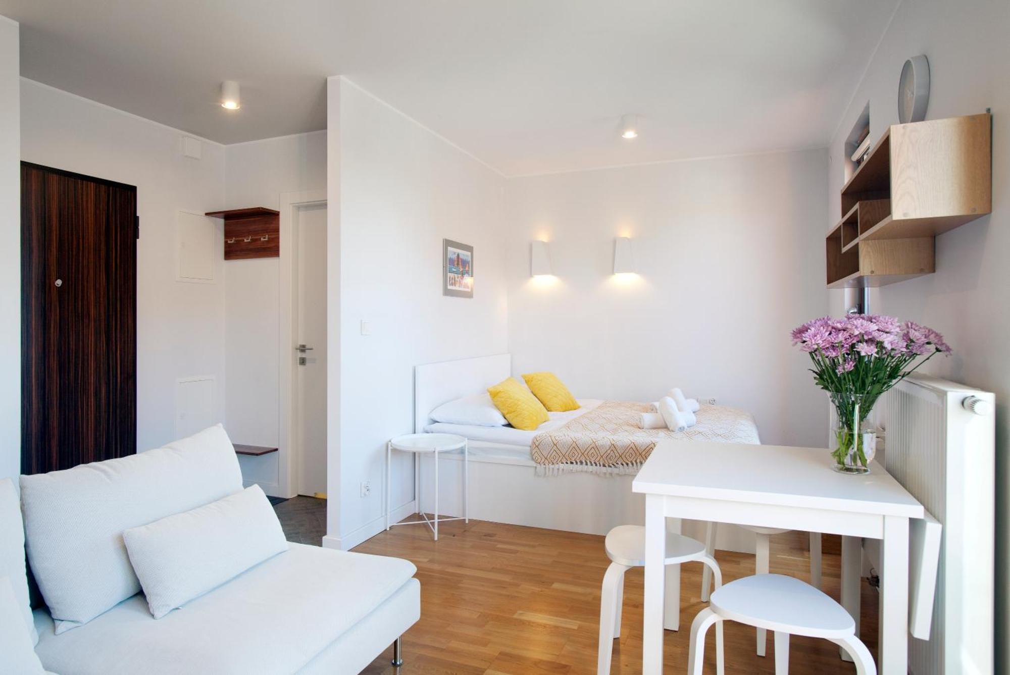 Marine Studio With Balcony And Parking By Tyzenhauz กดัญสก์ ภายนอก รูปภาพ